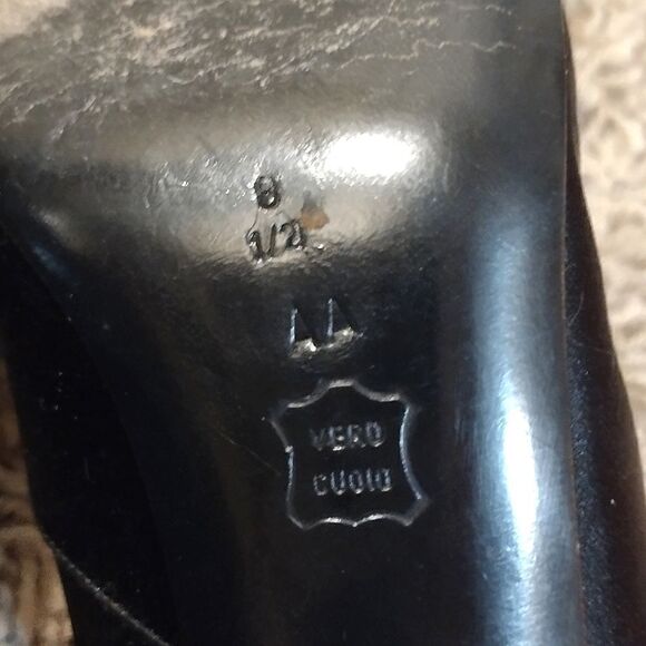 Bruno Magli Women's Size 8.5 Real Leather Solid Black Classic High Heels - Picture 5 of 16